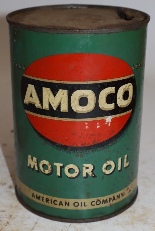 Amoco One Quart Metal Oil Can: Empty. 32oz
