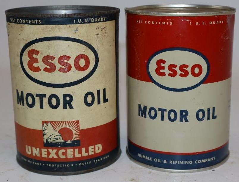 Group of 2 Esso and Unexcelled One Quart Metal and Aluminum Oil Cans: Metal is missing lid. Empty. 32oz each