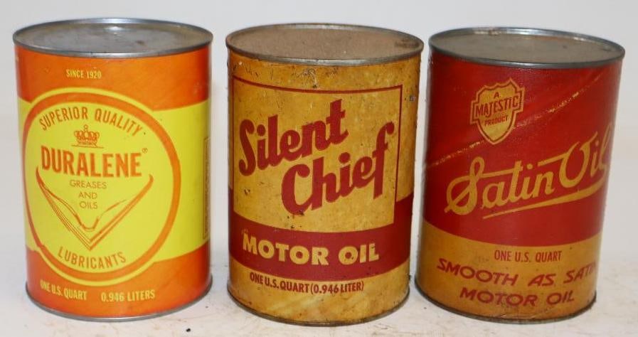 Group of 3 Majestic, Silent Chief, and Duralene One Quart Composite Oil Cans (1 of 2)