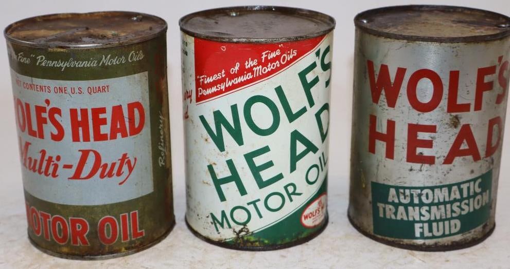 Group of 3 Wolf's Head One Quart Metal Oil Cans: Empty. 32oz each