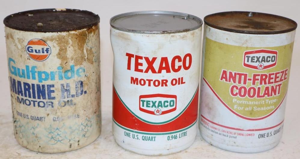 Group of 3 Gulf Marine, and Texaco Round Plastic One Quart Oil Cans: Empty. 32oz each