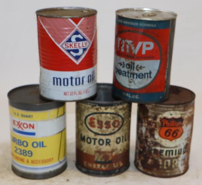 Group of 5 Skelly, MVP, Esso, and Phillips 66 One Quart Metal Oil Cans: Empty. 32oz each