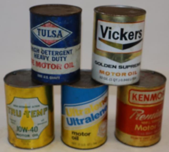 Group of 5 Kenmore, Tru-Temp, Tulsa, Ultralene, and Vickers One Quart Composite Oil Cans: Empty. 32oz each