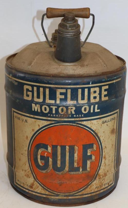 Gulflube Five Gallon Metal Oil Can: 12" x 12" x 16"