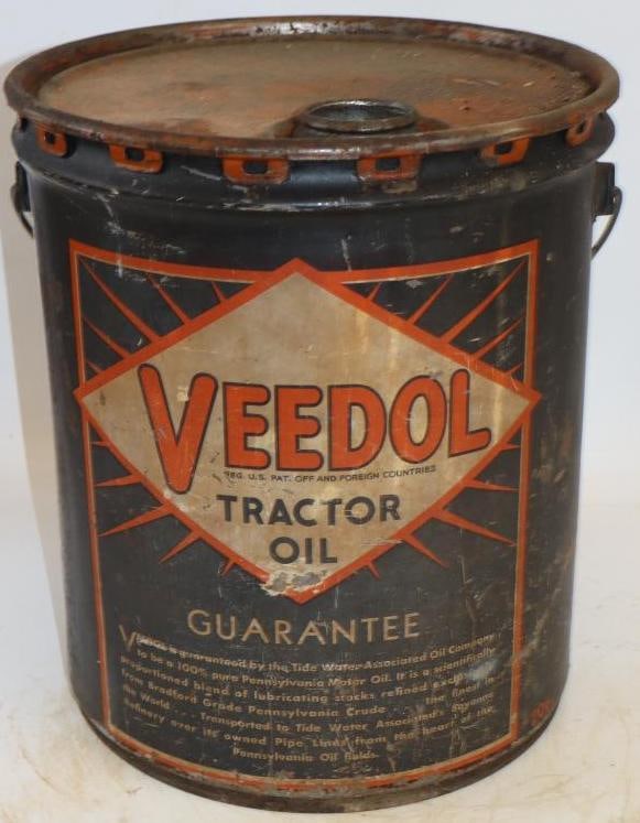Tide Water Veedol Sunburst Tractor Oil Five Gallon Metal Oil Can: 12" x 12" x 13.5"