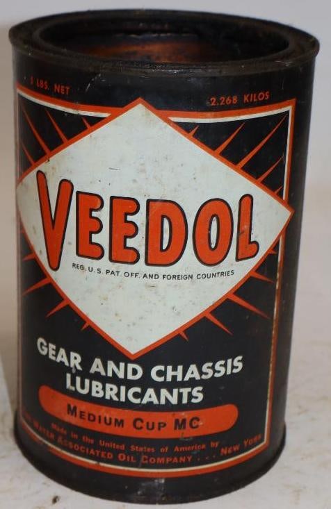 Tide Water Veedol Sunburst Five Pound Grease Can: Missing top lid. 5.5" x 5.5" x 7.75"