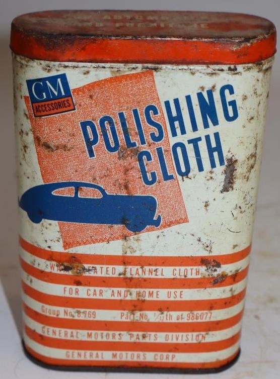 General Motors Accessories Polishing Cloth Advertising Tin: Tin has cloth. 3.5" x 1.5" x 3.25"