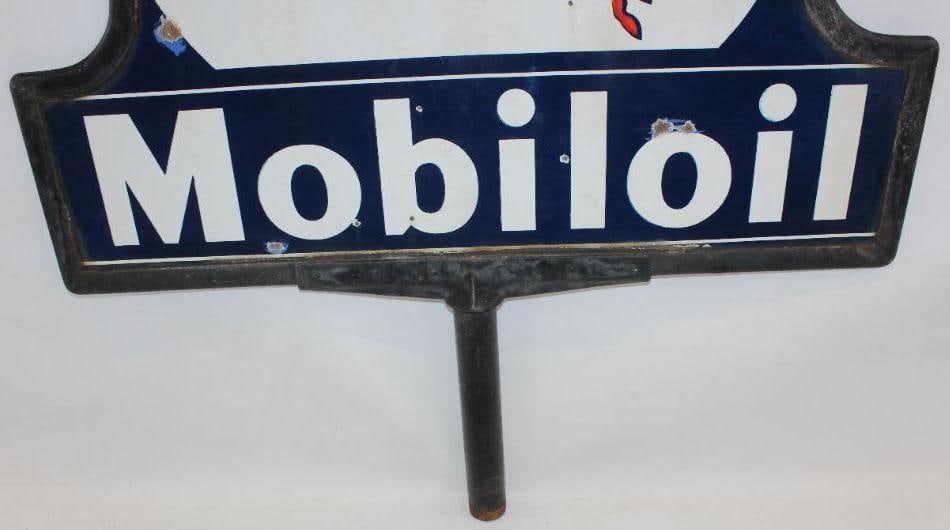 Mobiloil Pegasus DSP Porcelain Curb Sign with Ring and Post - 3