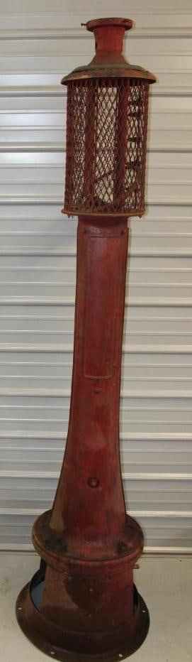 Fry 17R Visible Gravity Fed Mae West Five Gallon Gas Pump (1 of 19)