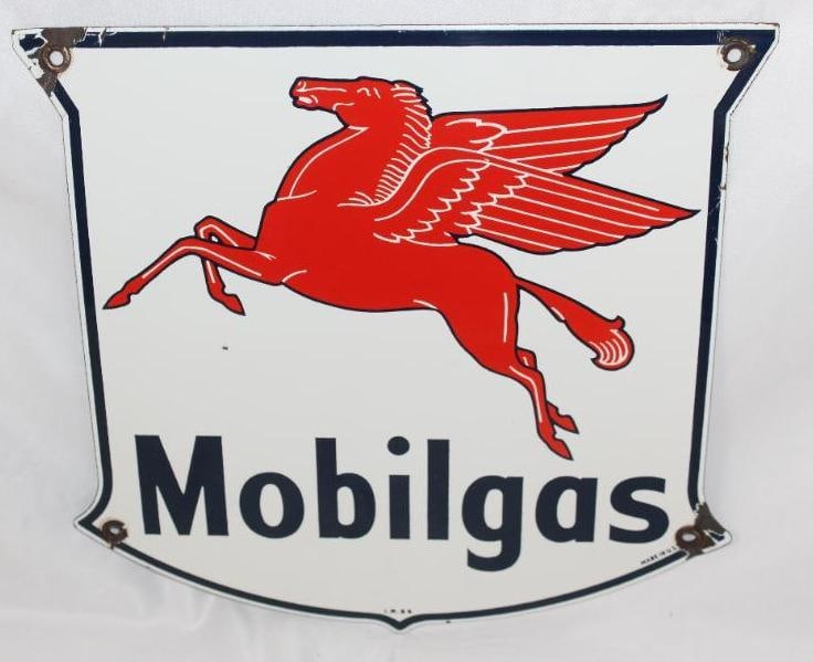 Mobilgas Shield Porcelain Pump Plate Sign (1 of 6)