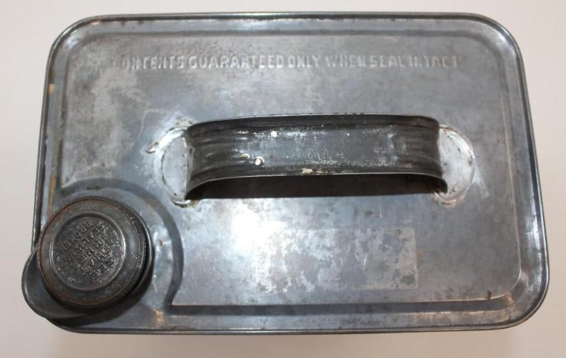 Graphic Chief-Penn Two Gallon Motor Oil Can - 9