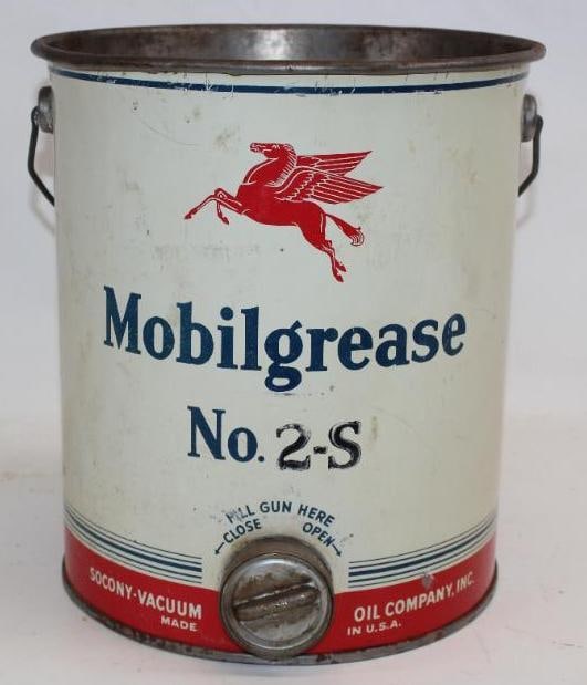 Socony-Vacuum Mobilgrease No. 2-S Twenty Five Pound Grease Can: This can is missing the top lid. There is some light wear and staining to the display side with heavier wear to the reverse. This grease can measures 11" x 11" x 12" and is graded an 8.