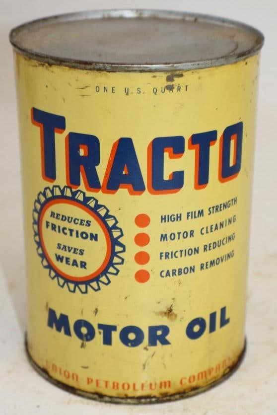 Tracto One Quart Metal Oil Can: Empty. 4" x 4" x 5.5"