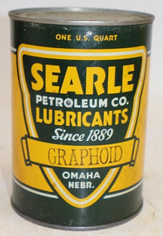 Searle Graphoid One Quart Metal Oil Can: Empty. 4" x 4" x 5.5"