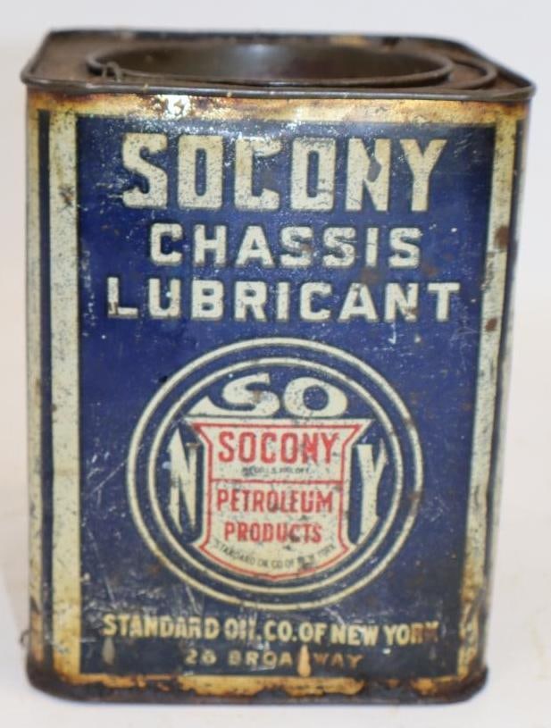 Socony Five Pound Square Grease Can: 5.25" x 5.25" x 6.75"