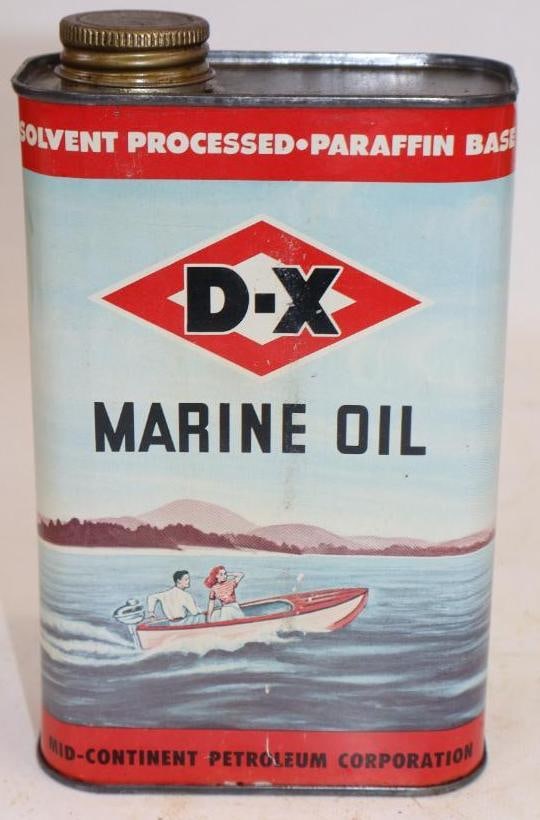 Mid-Continent D-X One Quart Marine Outboard Oil Can: Full. 32oz
