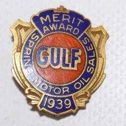 1939 Gulf Cloisonne Merit Award Pin Back Badge: 0.75" x 1"