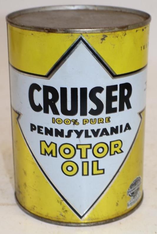 Cruiser One Quart Metal Oil Can: Empty. 4" x 4" x 5.5"