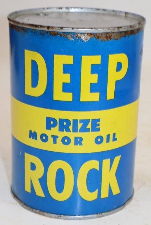 Deep Rock Prize One Quart Metal Oil Can: Empty. 4" x 4" x 5.5"