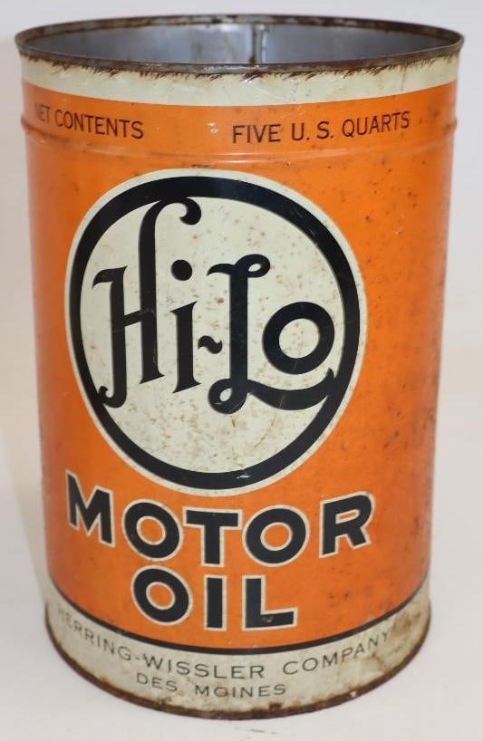 Hi-Lo Five Quart Metal Oil Can: Missing top lid. Empty. 6.5" x 6.5" x 9.5"