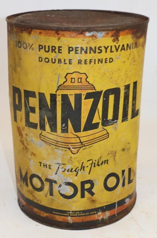 Pennzoil Five Quart Metal Oil Can with Owls: Empty. 6.5" x 6.5" x 9.5"