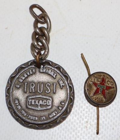 Group of 2 Texaco Hat Pin & Keychain Tag with 1916 Liberty Token: Largest is 1.25" x 1.25"