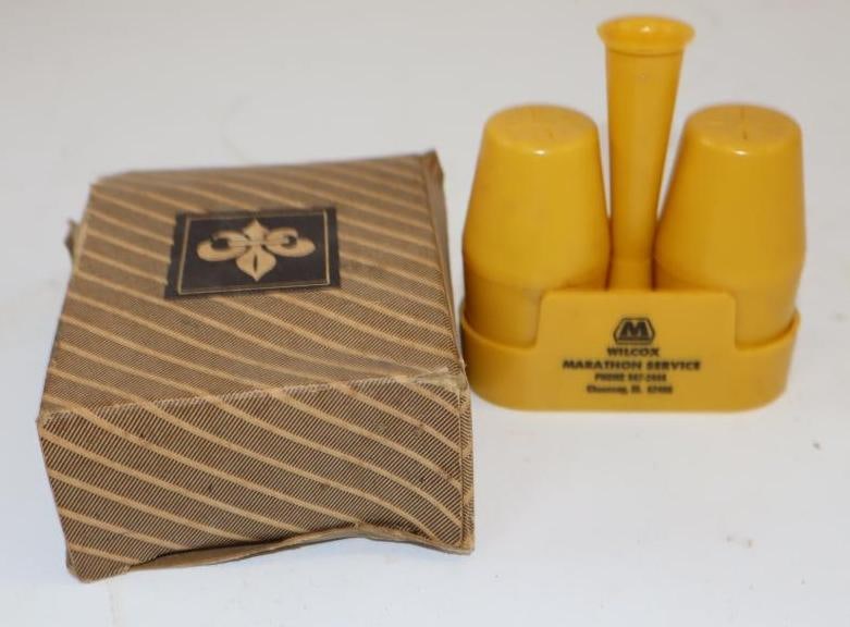 Wilcox Marathon Service Advertising Salt and Pepper Shakers in Original Box: Box measures 3.5" x 5" x 1.75"