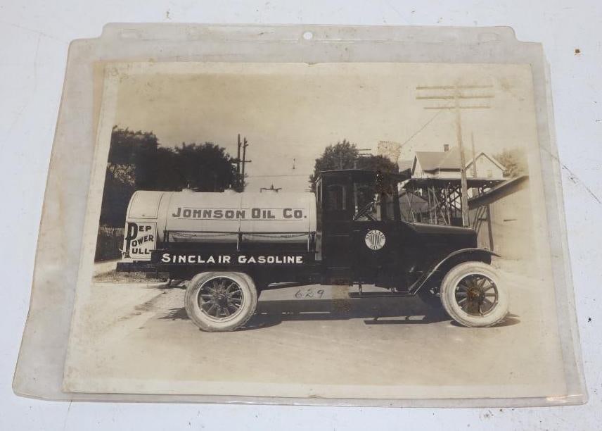 Early Sinclair/Johnson Oil Black & White Tanker Truck Photo: 10" x 8"