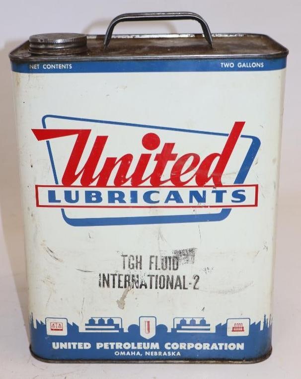 United Lubricants Two Gallon Metal Oil Can: 5.5" x 8.5" x 11.25"