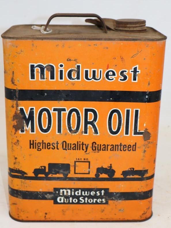 Midwest Two Gallon Metal Oil Can: 5.5" x 8.5" x 11.25"