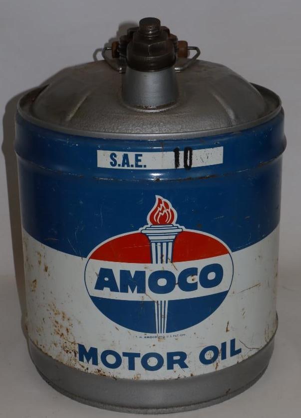 Amoco Five Gallon Round Metal Oil Can: 11" x 11" x 15"