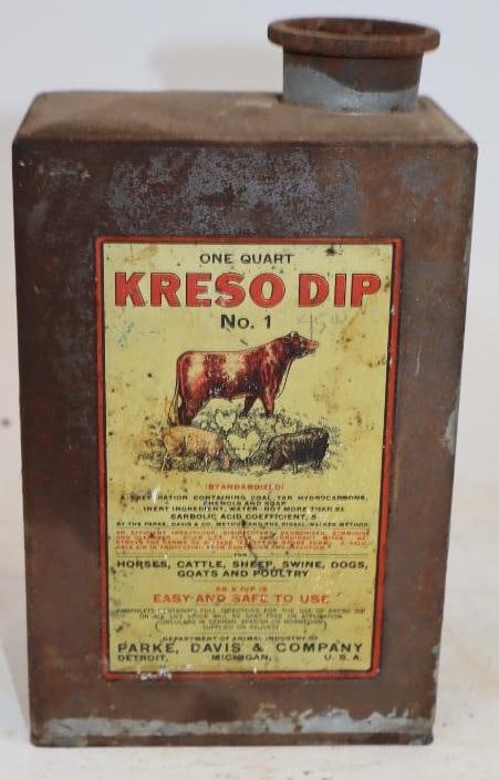 Parke Davis & Co Kreso Dip No. 1 Rectangle One Quart Metal Oil Can with Cow Graphics: Missing cap. 4" x 2.5" x 7"