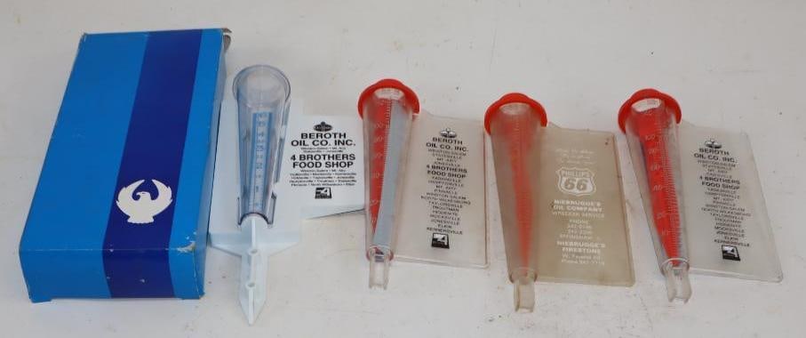 Group of 4 Amoco Beroth Oil Company & Phillips 66 Plastic Rain Gauges: 4" x 8" x 2" each, one has original box
