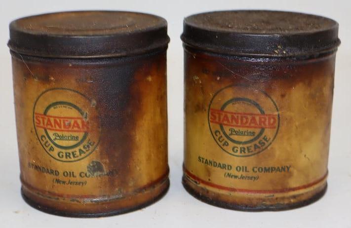Group of 2 Standard Oil of New Jersey 1 Pound Grease Cans: 16 oz each, both are partially full