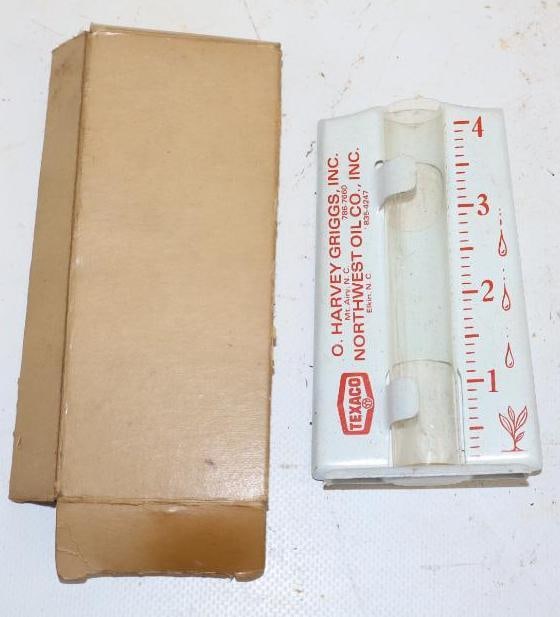 Texaco & Northwest Oil Advertising Rain Gauge with Original Box: 4.5" x 2.5" x 1"