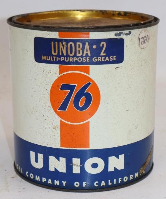 Union 76 Five Pound Grease Can: Full. 6.25" x 6.25" x 6.25"