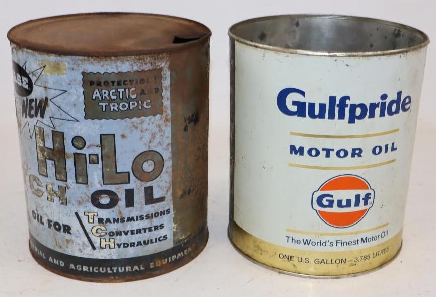 Group of 2 Gulfpride, and Case TCH One Gallon Metal Oil Cans: Gulfpride is missing top lid. Empty. 6.5" x 6.5" x 7.75" each