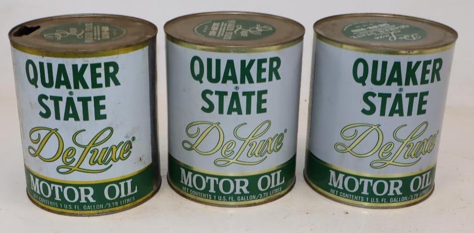 Group of 3 Quaker State Deluxe One Gallon Metal Oil Cans: Empty. 6.5" x 6.5" x 7.75" each