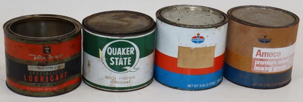 Group of 4 Amoco, Quaker State, and Vitapower Five Pound Grease Cans: Vitapower is missing top lid. Both Amoco's are full. 6.75" x 6.75" x 5.25" each