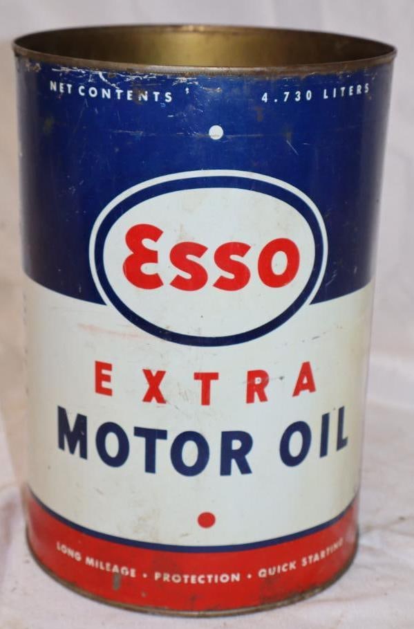 Esso Extra Metal 5 Quart Oil Can: 6.75" x 6.75" x 9.5" missing Top Lid