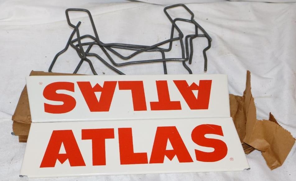 Group of 2 Atlas NOS Tire Display Holders in Original Packaging (1 of 4)