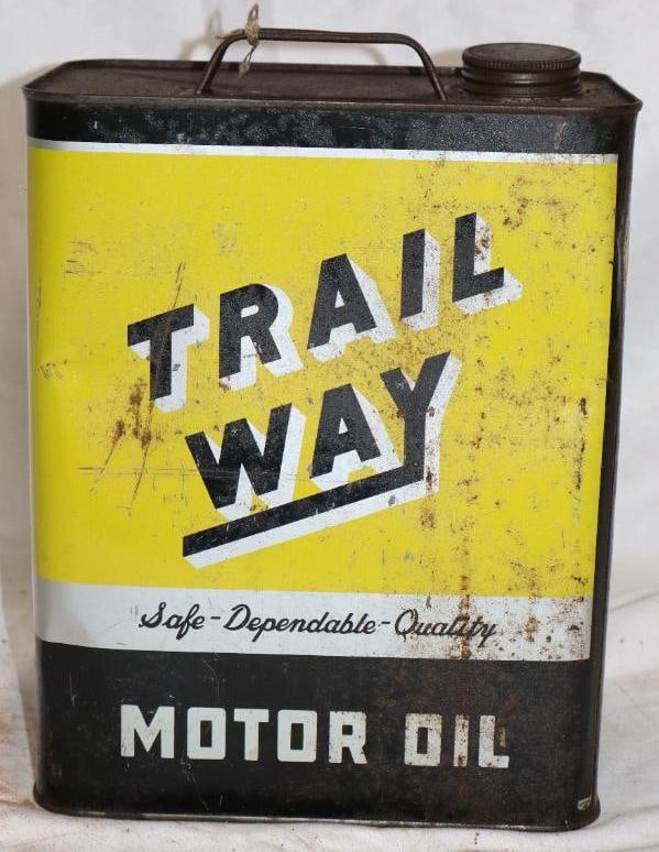 Deep Valley Trailway 2 Gallon Metal Oil Can: 8.75" x 5.25" x 11.25"