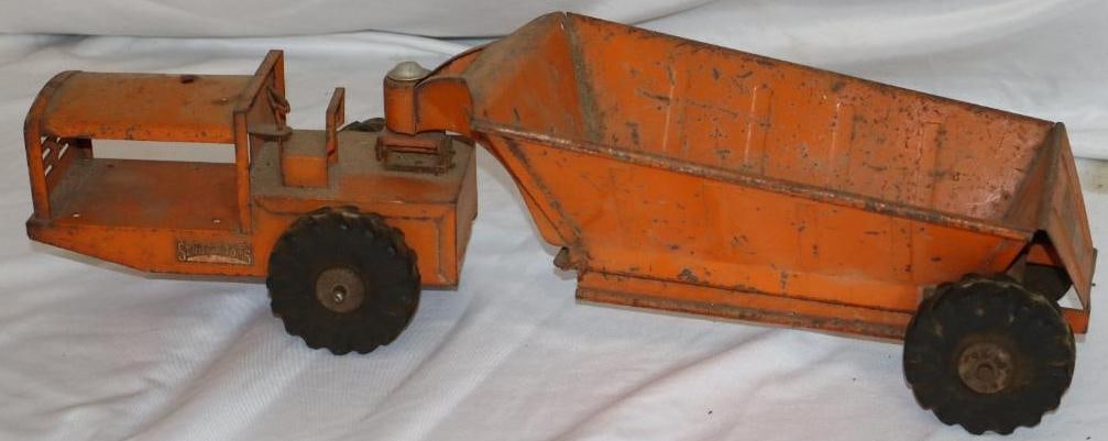 Structo Toys Construction Road Bottom Dump Earth Mover: 21" x 6.5" x 6"