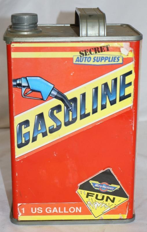Micromachines Gas Can Shaped Fold Out City with 14 Toy Cars: 9" x 4" x 5"
