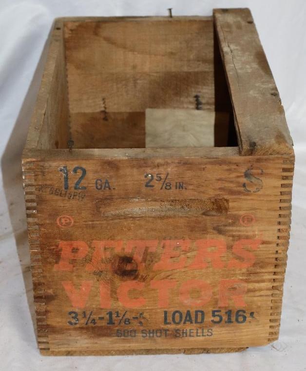 Peter's Victor 500 Twelve Gauge Shotgun Shell Wooden Shipping Crate: 9.5" x 9.5" x 14.5"