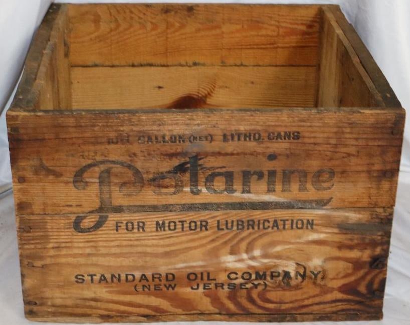 Standard Oil of New Jersey Polarine Ten One Gallon Tin Litho Oil Can Wooden Shipping Crate: 18" x 12" x 17"
