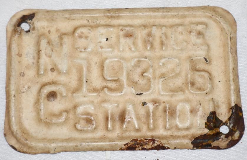 North Carolina Service Station Embossed ID Sign: 4.5" x 3"