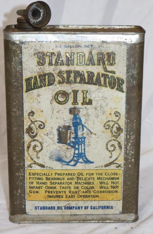 Standard Oil of California Half Gallon Hand Separator Oil Can: 2.5" x 6" x 10.5"