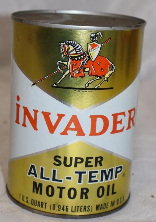 Invader Super Metal 1 Quart Oil Can (1 of 5)