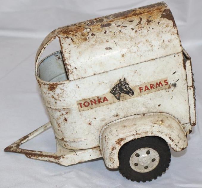 Tonka Farms Toy Horse Trailer: 9" x 5" x 6"